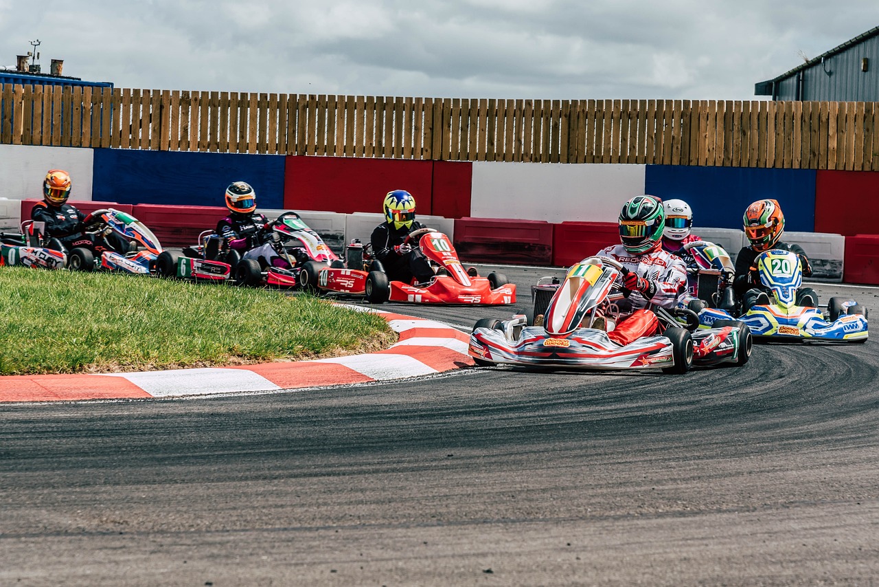 Les meilleurs partenaires pour votre expérience en karting