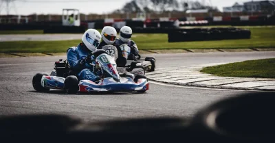 À quoi s’attendre lors de votre première course de karting