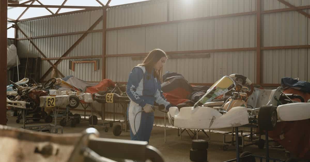 découvrez l'adrénaline du karting ! que vous soyez débutant ou pilote chevronné, vivez des moments palpitants sur la piste. louez un kart, défiez vos amis et améliorez vos compétences dans un cadre convivial et sécurisé. rejoignez-nous pour une expérience inoubliable !