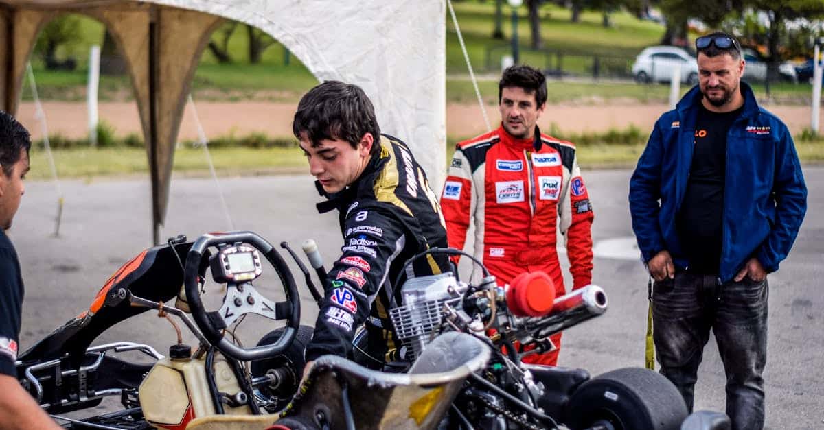 découvrez le monde palpitant du karting, où vitesse et adrénaline se rencontrent sur la piste. que vous soyez novice ou pilote expérimenté, vivez une expérience inoubliable en karting, seul ou entre amis. réservez dès maintenant votre session et préparez-vous à enflammer le circuit !