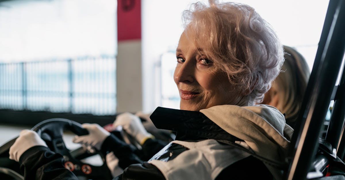 découvrez l'univers palpitant du karting, une activité de loisirs dynamique qui allie vitesse, adrénaline et compétition. que vous soyez un pilote novice ou un expert, vivez des moments inoubliables sur des circuits adaptés à tous les niveaux. rejoignez-nous pour des courses endiablées!