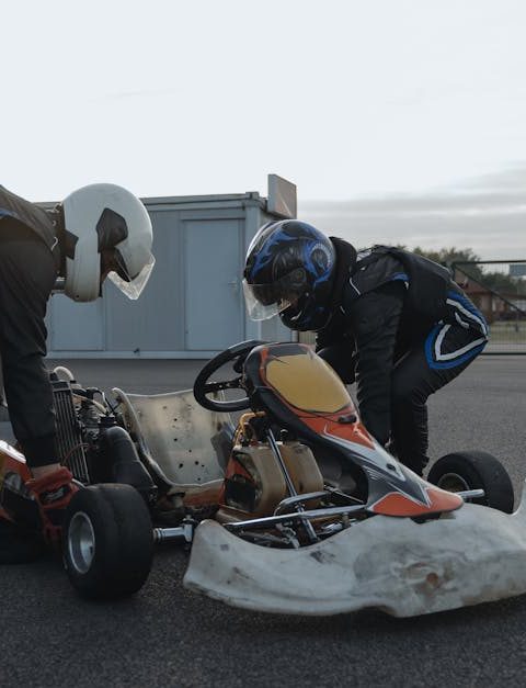 découvrez notre large sélection d'équipements de karting de haute qualité, conçus pour améliorer votre performance sur la piste. que vous soyez débutant ou pilote expérimenté, trouvez tout le nécessaire, des casques aux combinaisons, pour une expérience de karting exceptionnelle.
