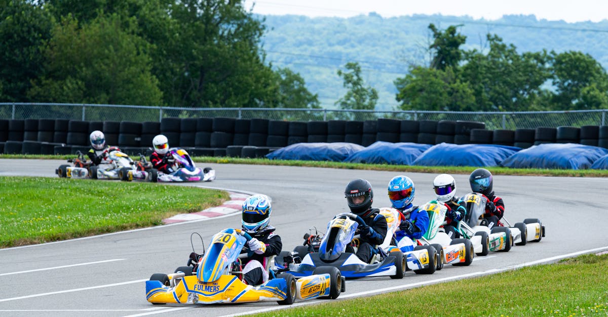 découvrez le monde passionnant du karting, une activité palpitante qui allie vitesse et compétitivité. que vous soyez débutant ou pilote aguerri, vivez des sensations fortes sur des pistes adaptées à tous les niveaux. réservez votre session de karting dès maintenant et préparez-vous à atteindre des sommets!