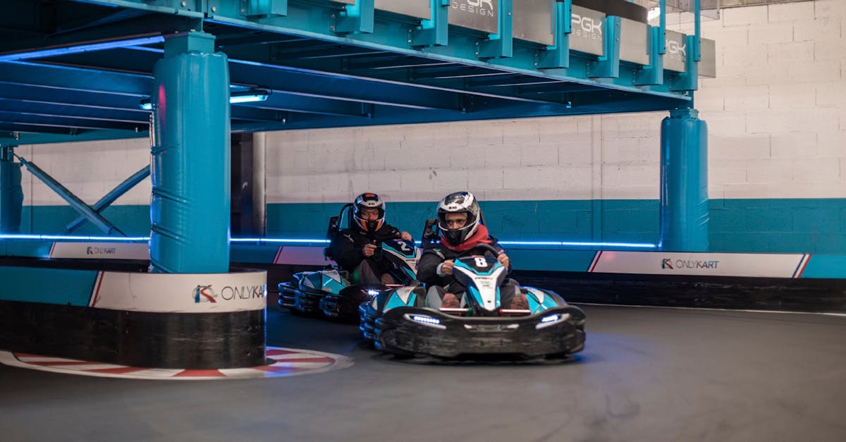 découvrez l'univers passionnant du karting électrique, où performance et écologie se rencontrent. vivez des sensations fortes sur circuit avec des karts respectueux de l'environnement, adaptés à tous les âges. rejoignez-nous pour une expérience de conduite inoubliable !