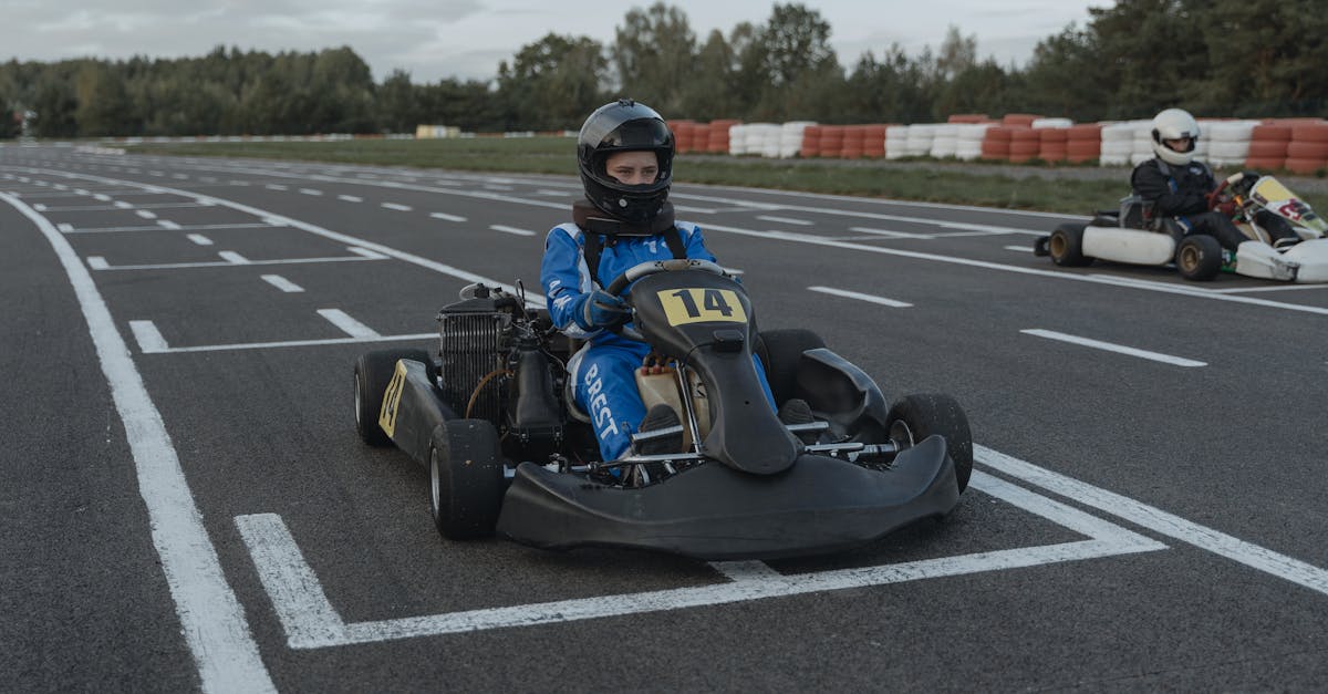 découvrez l’univers du karting professionnel : conseils, équipements, compétitions et astuces pour exceller sur piste. devenez un pilote de kart aguerri et vivez la passion de la course !