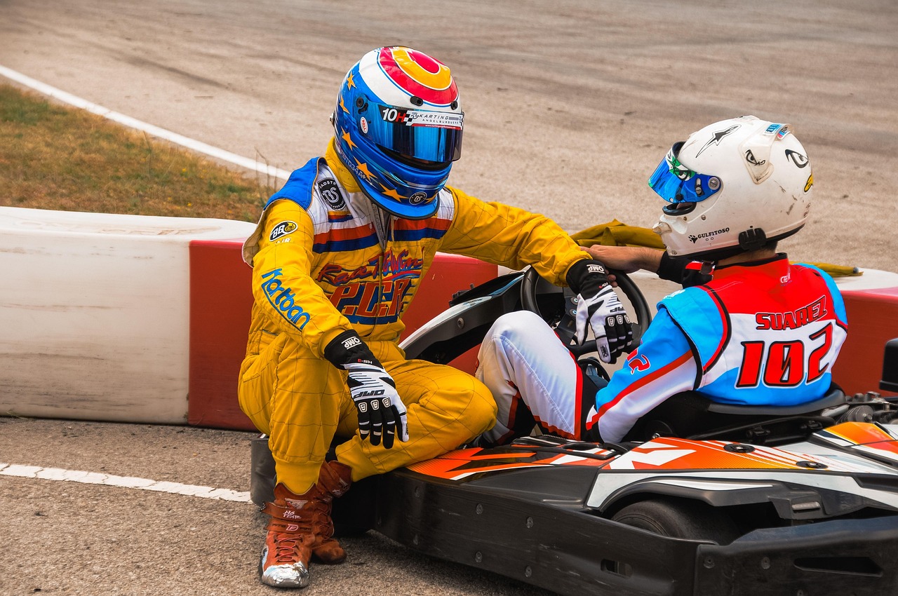 découvrez l'excitation du karting, une activité sportive et ludique idéale pour petits et grands, offrant vitesse, adrénaline et moments inoubliables en famille ou entre amis.