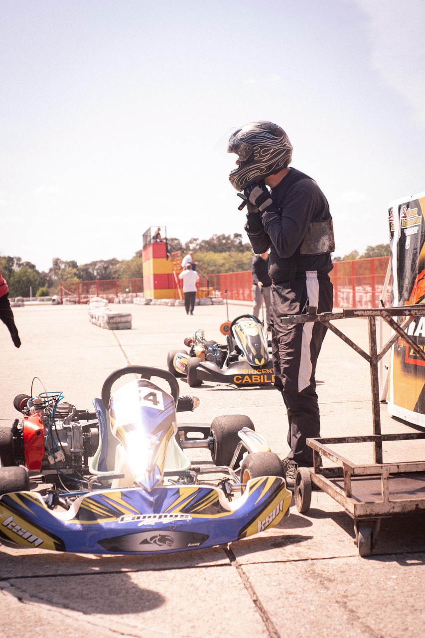 découvrez nos conseils essentiels pour améliorer vos performances en karting, maîtriser les techniques de pilotage et profiter pleinement de chaque course.