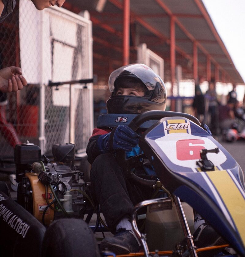 conseils essentiels pour débutants en karting : découvrez comment bien démarrer, maîtriser les bases et profiter pleinement de votre expérience de karting.